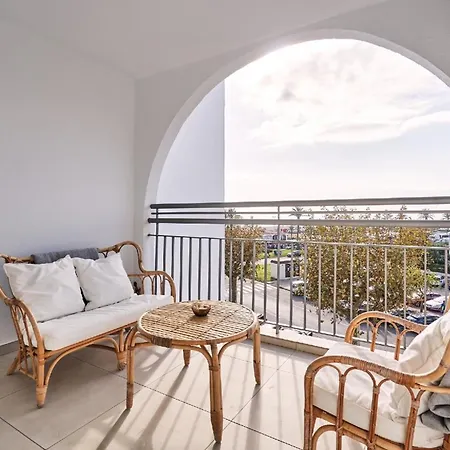 Apartment Fuer 4 Personen Ca 70 Qm In Empuriabrava, Costa Brava Golf De Roses